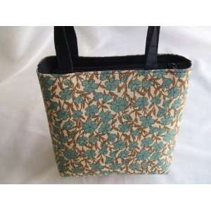  Multi Use Blue Flowers Cosmetic Bag Case: Beauty