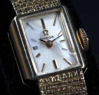 Vintage Ladies Omega 14K Solid Gold Case & Bracelet 17 Jewel Wrist 