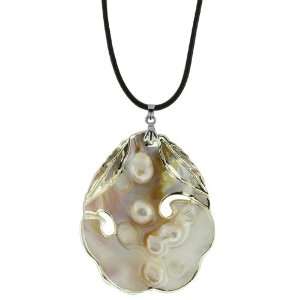 Shell With Pearl Necklace With 2.0mm 16 Leather Cord and A Lobster 