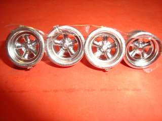 25 Scale Model Car Parts / Set Of Mag Wheels  