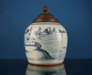 ANTIQUE CHINESE PORCELAIN BLUE & WHITE TOBACCO JAR 19th  