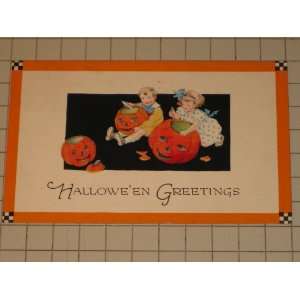  Lot of 3 Halloween Postcards   Witches & Pumpkins   Circa 