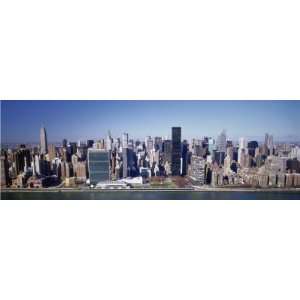 Buildings on the Waterfront, Manhattan, New York, USA Premium 