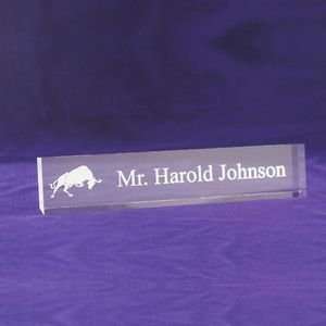  Modern Acrylic Stockbroker Nameplate: Office Products