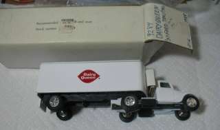 Ertl 1937 Ford Tractor Trailer Truck Dairy Queen Limited Edition Bank 