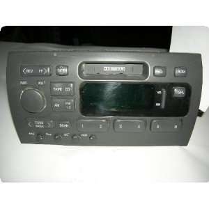  Radio : DEVILLE 96 base, AM stereo FM stereo cassette, GM 
