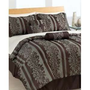   Comforter Set bed in a Bag Ensemble NEW (Clearance)