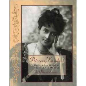   Heart of a People (Women of Spirit) [Paperback] Sharon Linnea Books