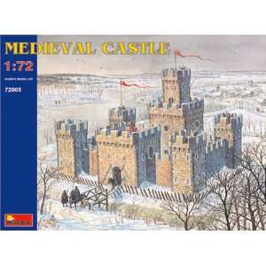  72005 1/72 Medieval Castle Toys & Games