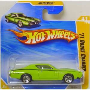  Hotwheels 1971 Dodge Charger in Green: Toys & Games