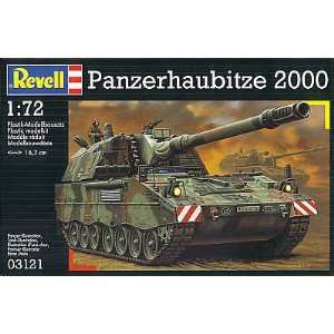  Panzerhaubitze PzH 2000 Tank 1 72 Revell Germanyy: Toys 