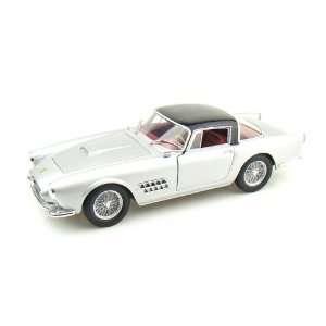  Ferrari 410 Superamerica 1/18 Silver: Toys & Games