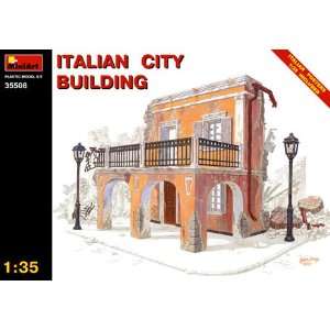  Italian Ruined City Building 1 35 Miniart: Toys & Games