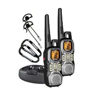  Uniden GMR 4040 2CKHS Two Way Radios with Charging Kit, 2 