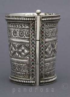   silver cuff bracelet from desertic tribal South Pakistan 1940s  