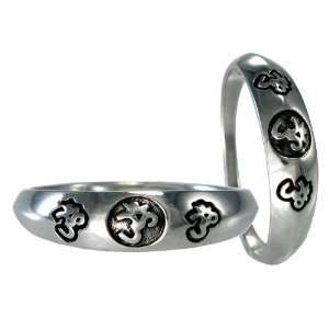  Sterling Silver Aum Om Hindu Band Ring (sz 4 15) sz 7 