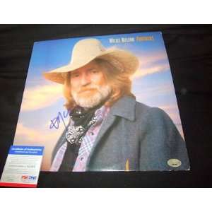  WILLIE NELSON signed *PARTNERS* record Album LP PSA/DNA 