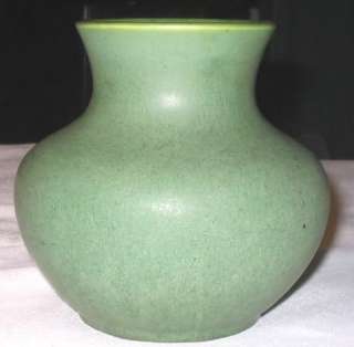 ANTIQUE HAMPSHIRE ARTS CRAFTS POTTERY HAND THROWN HEAVY THICK MATTE 