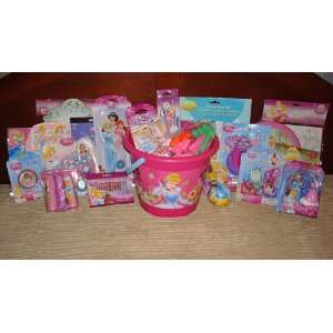  Disney Princess Gift Bucket Ensemble Featuring Cinderella 
