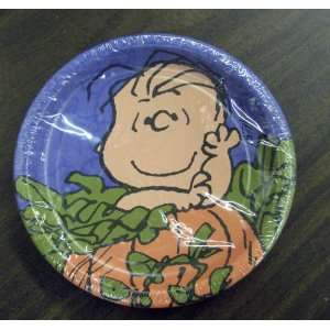 Hallmark Halloween HPL108 Charlie Brown Dessert Plates