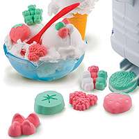 piece kit this fun set includes everything you need to mold your own 