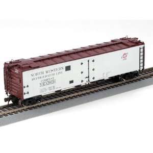 HO RTR 50 Ice Reefer, C&NW #1 Toys & Games