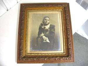 ANTIQUE 3 PC ORNATE WOODEN FRAME W/ B & W PICTURE  