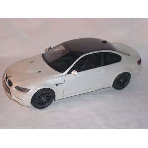 BMW 3er M3 M 3 E92 COUPE WEISS PEARL 1/18 KYOSHO MODELLAUTO MODELL 