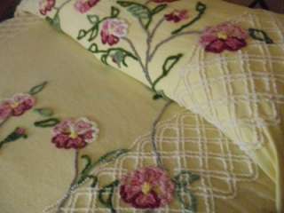   CHENILLE BEDSPREAD Gorgeous Rare Butter Yellow Cabin Crafts  