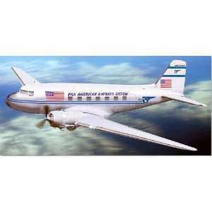   Pan American Airlines   DC3 (C47) Model Airplane 
