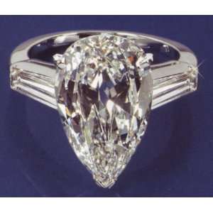  2.11 carat PEAR SHAPE WHITE GOLD DIAMOND RING solitaire 