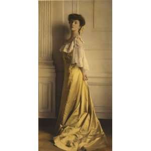  1900 Alice Roosevelt Longworth, full length portrait 